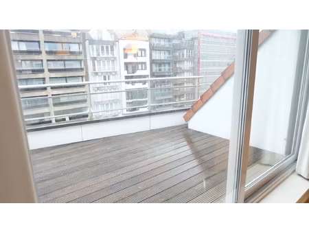 appartement te huur in knokke-heist met 3 slaapkamers
