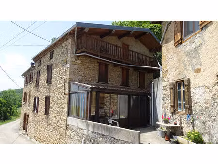 maison 4 pièce(s) 136 m2