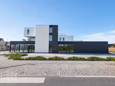 commercieel te huur in zedelgem