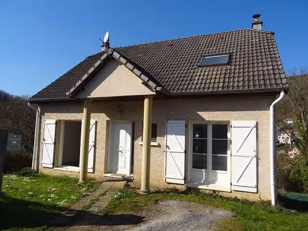 maison individuelle de 106 m2 sh avec un terrain à nouzonville