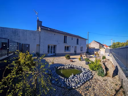 vente maison 6 pièces 146 m² à antran (86100)  176 400 €