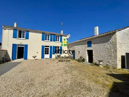 vente maison 4 pièces 121 m² à ranville-breuillaud (16140)  144 000 €