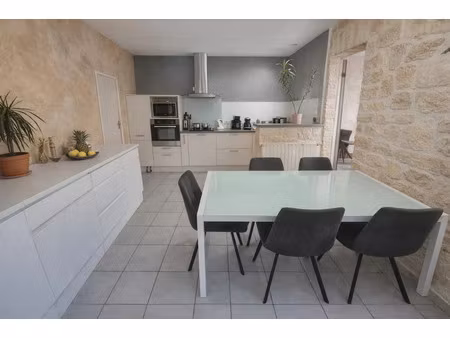 vente maison 6 pièces 144 m² à saint-martin-de-fraigneau (85200)  177 500 €