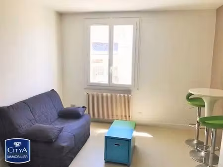 appartement à louer 1 pièce 18.42 m² - aubière (63) - 400€