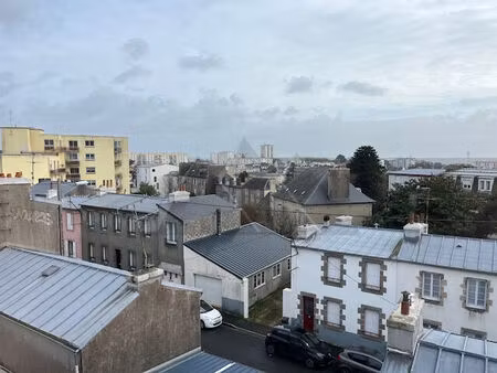 a vendre appartement t3 deux chambres avec garage pilier rouge brest