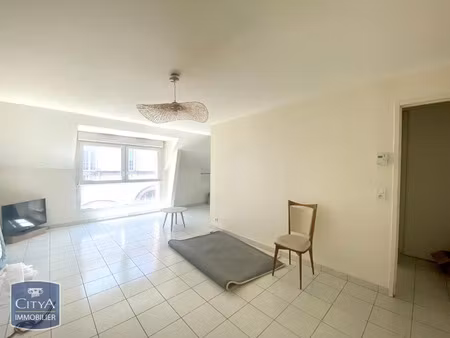 appartement à louer 3 pièces 79.98 m² - pont-l'abbé (29) - 540€