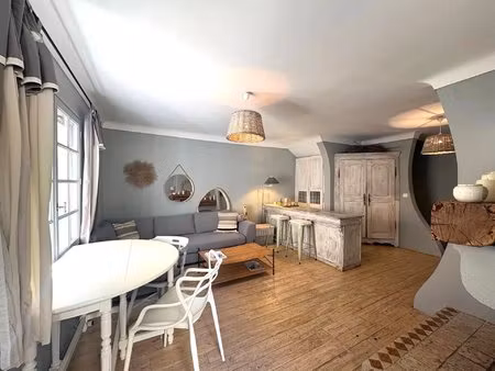 charmante maison de village à vendre à grimaud