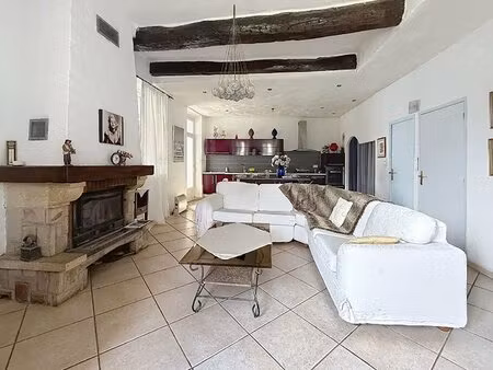 a vendre en exclusivité ! vidauban : 117 m² de charme + 70 m² de garage  proche des...