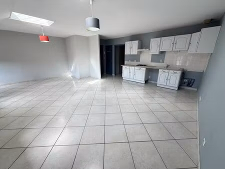 location appartement 3 pièces 79m² pont de vaux 01190