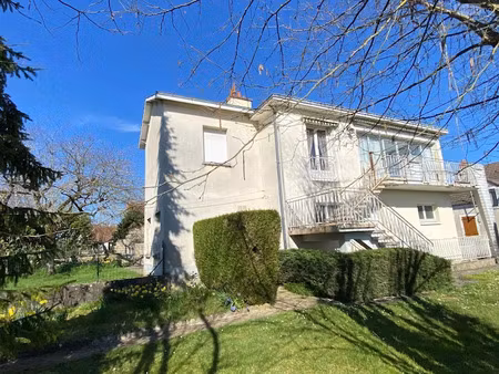 vente maison 7 pièces 200 m² à villedieu-sur-indre (36320)  149 600 €