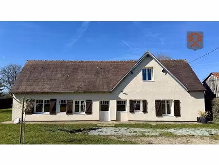 vente maison 5 pièces 135 m² à l'aigle (61300)  196 000 €