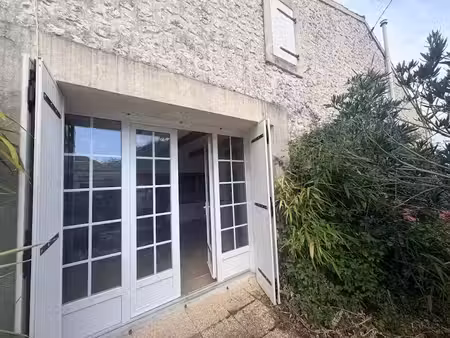 vente maison 3 pièces 149 m² à sainte-gemme (17250)  165 000 €