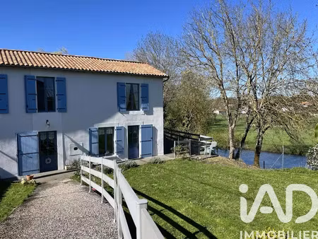 vente maison 6 pièces 182 m² à sanxay (86600)  189 000 €