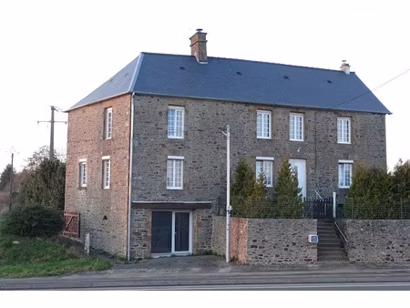 vente maison 6 pièces 166 m² à vautorte (53500)  174 000 €