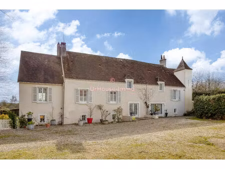 superbe ensemble avec deux habitations et dépendances sur 3 ha