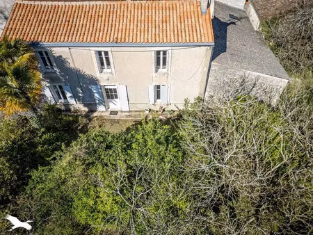 vente maison 6 pièces 130 m² à saint-felix (17330)  149 000 €