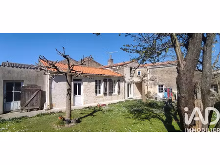 vente maison 6 pièces 103 m² à saint-germain-de-marencennes (17700)  189 000 €