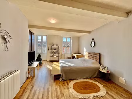 vente maison 5 pièces 210 m² à saverdun (09700)  159 000 €