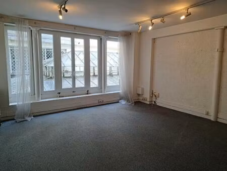 location local professionnel 34m² bordeaux 33000