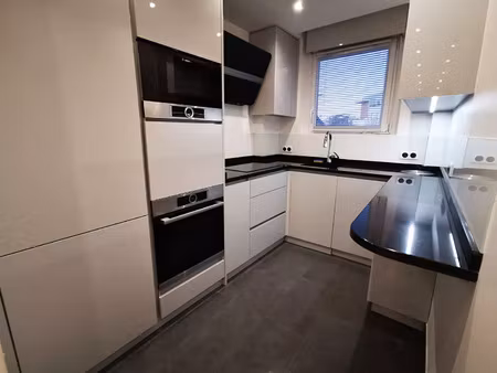 location appartement 2 pièces 51 m² à nanterre (92000)