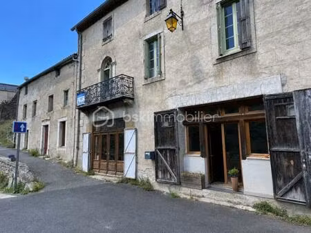 maison de village de 450 m² à ferrals-les-montagnes