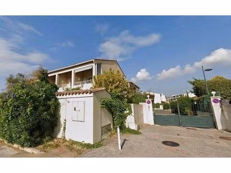 location garage à saint-cyr-sur-mer (83270)