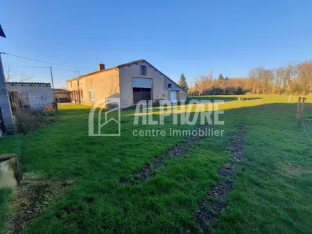 vente maison 4 pièces 122.76 m² à la chaize-le-vicomte (85310)  219 000 €