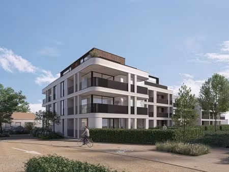 gelijkvloers appartement met tuin en ruim terras