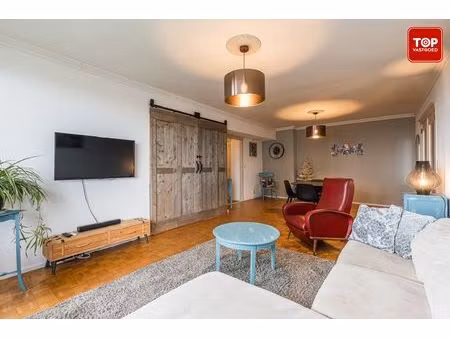 instapklaar appartement met mooie vergezichten.