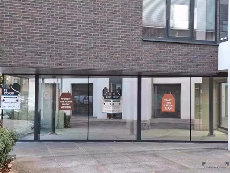 te koop: casco commerciële ruimte