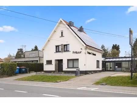 instapklare woning met handelspand op een goede locatie