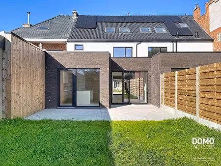 ruimte  licht en comfort: instapklare woning met 4 slaapkamers in kermt