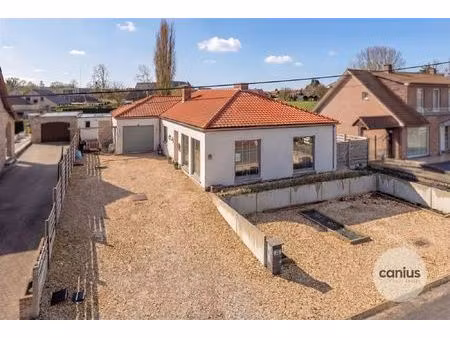 knappe gelijkvloerse woning met 4 slaapkamers