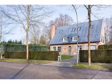 toplocatie vriesdonk  villa met zee van ruimte en uiterst veel privacy!!!