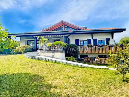 villa de 167 m² à metz-tessy