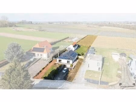 rustig gelegen woning met prachtig uitzicht