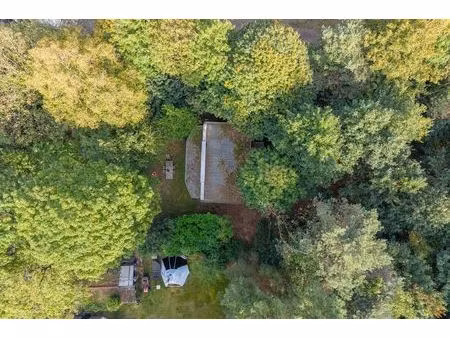 bouwgrond / grondig te renoveren woning op 3.250m² grond.