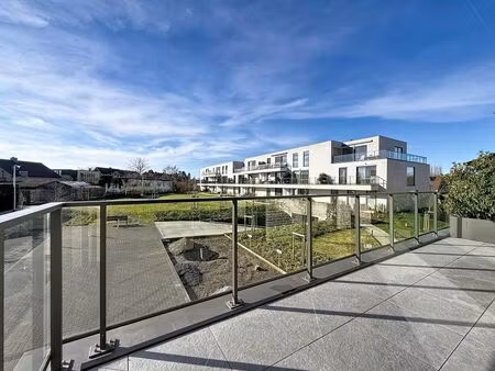 lichtrijk appartement op de 1ste verdieping in residentie bosmolens