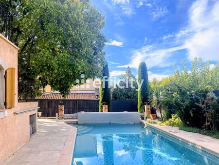 maison 6 pièces - 206 m²