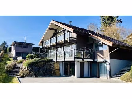 propriete de 276 77 m² à etaux