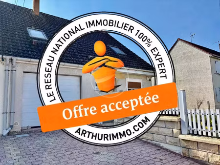 vente maison 4 pièces 100 m2 à charmes