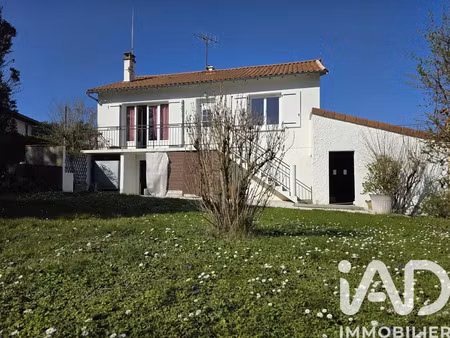 maison traditionnelle à béruges (86190)
