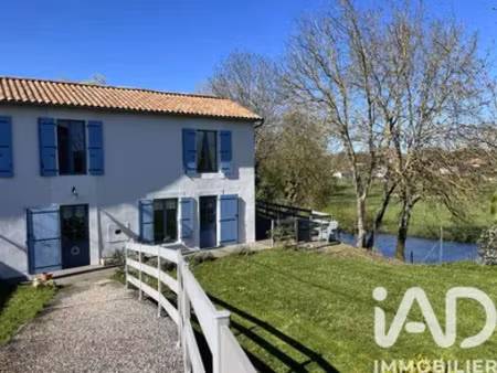 maison de campagne à sanxay (86600)