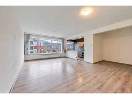 appartement te koop in deurne met 2 slaapkamers