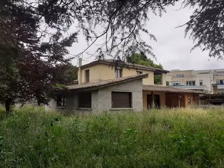 vente maison 15 pièces 320 m² à moissac (82200)  240 000 €