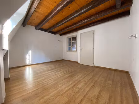 location appartement 2 pièces 39m² besancon 25000