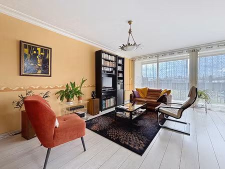 vente appartement 4 pièces  75.00m²  angers