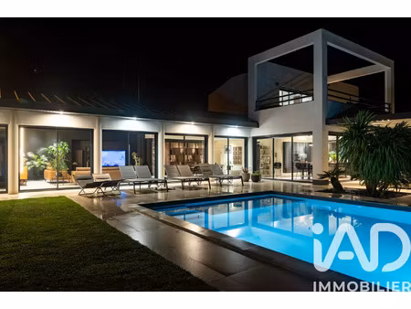 vente maison 8 pièces 256 m² gervans (26600)