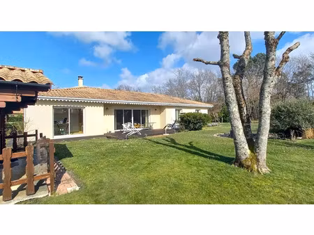 vente maison 6 pièces 143 m² à gaillan-en-médoc (33340)  296 000 €