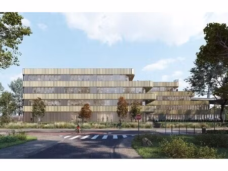 location local professionnel 4 430m²